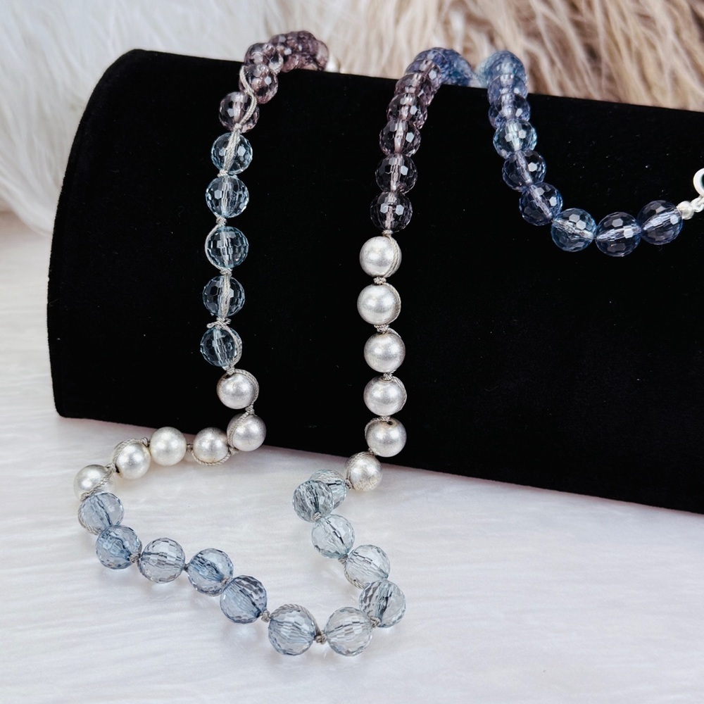 Pretty silver tone, blue shades, reflective, beaded Anne Taylor LOFT necklace